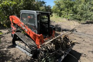 Track Loaders For Hire – Brush Removal…)