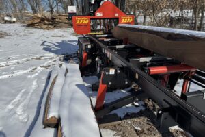TimberKing 2220 Fully Hydraulic Sawmill For Sale – With Lots Of Extras…)