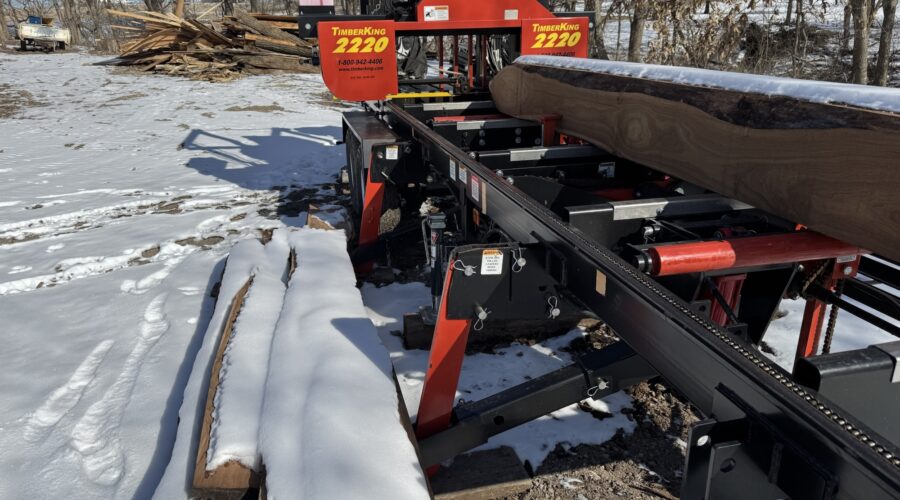 TimberKing 2220 Fully Hydraulic Sawmill For Sale – With Lots Of Extras…)
