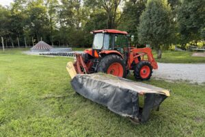 Kubota M9960 Ready To Rake and Bale Straw…)